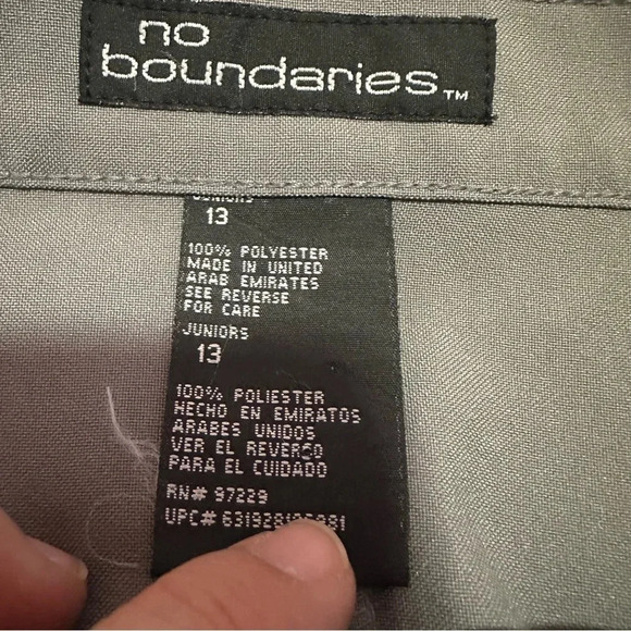 Vintage Y2K No Boundaries Grey mini cargo skirt with pockets juniors size 13 - Picture 11 of 12